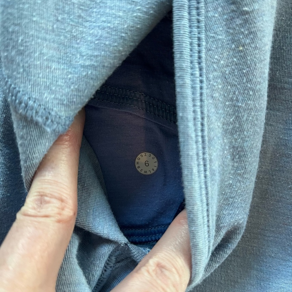 Lululemon Time Out Hoodie ❤️😊 in Hydrangea Blue 💜 - Picture 6 of 8